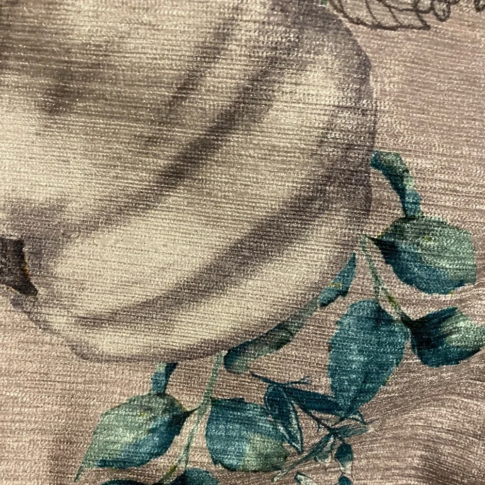 Set of two Shabby Chic table runners